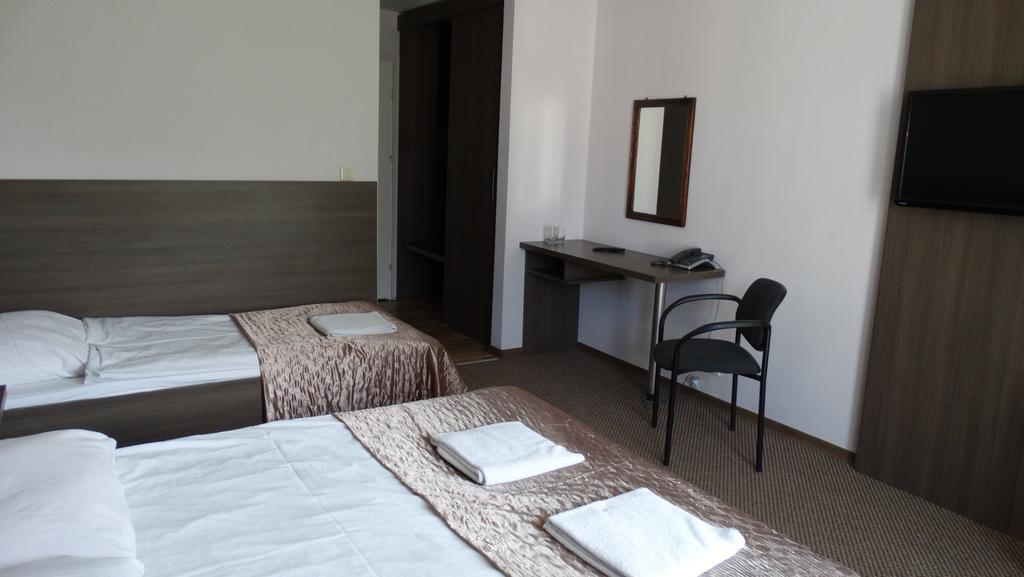 Hotel Junior Zamosc  Room photo