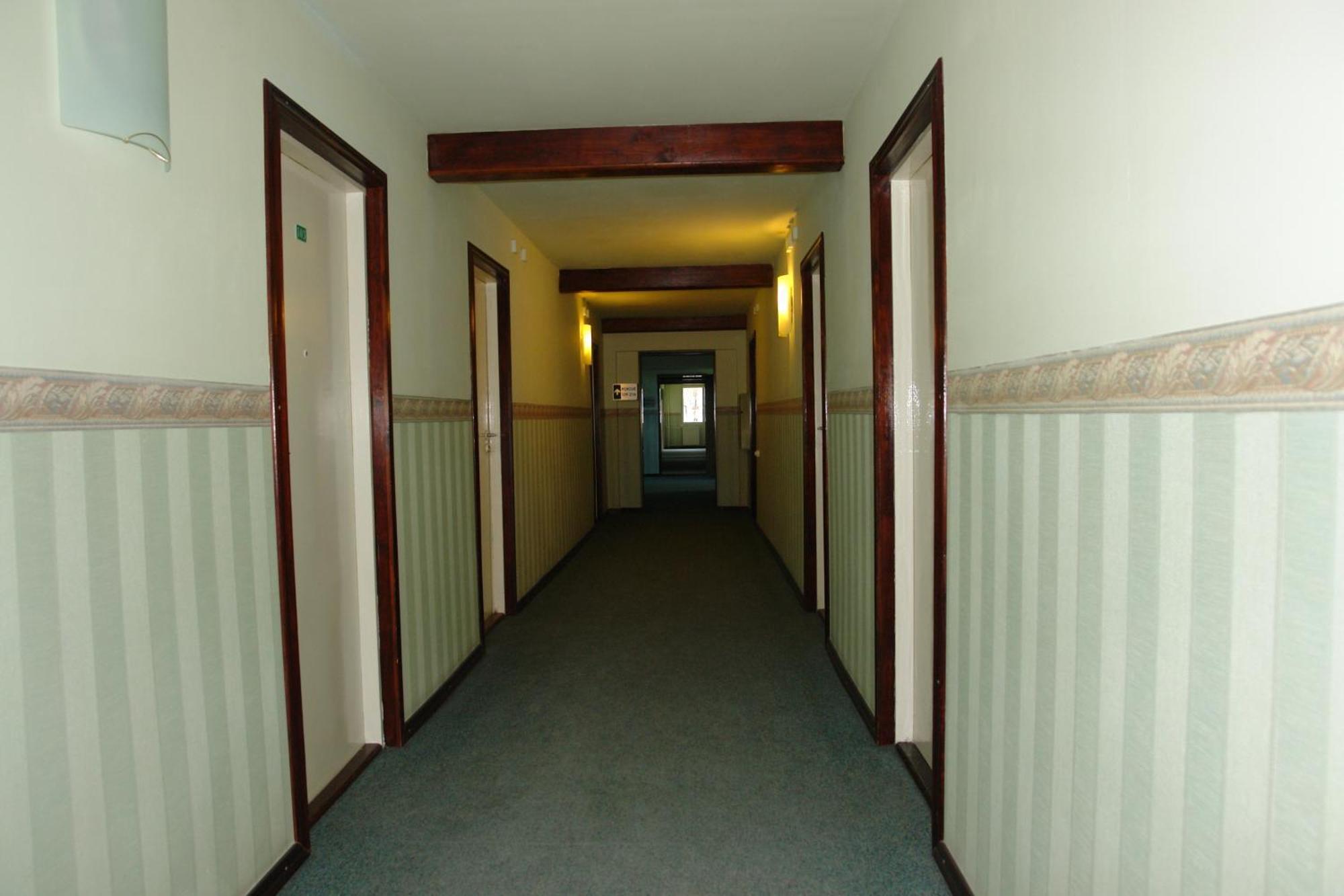 Hotel Junior Zamosc  Exterior photo